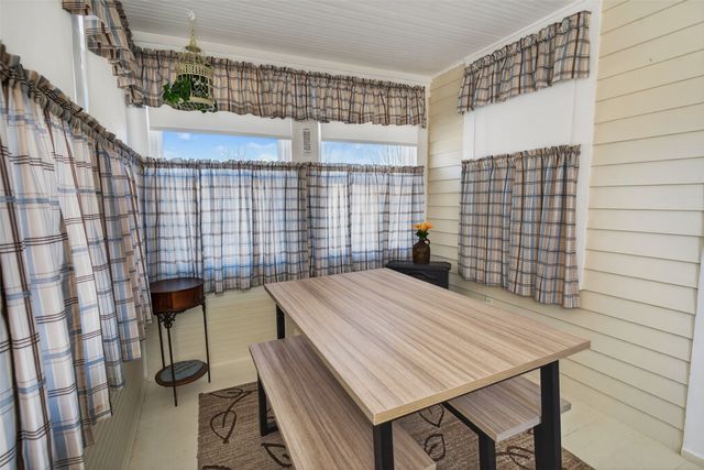 400 E 10th Street S, Newton, IA 50208