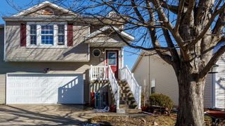 67 Oak Park Road, Bloomington, IL 61701