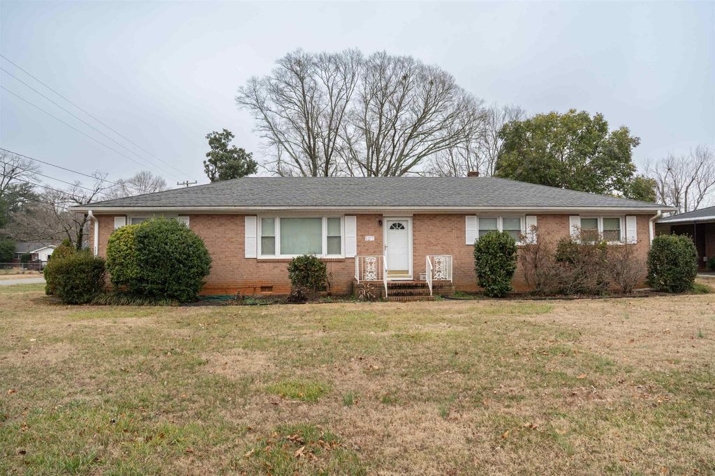 127 Lyndhurst Street, Spartanburg, SC 29307
