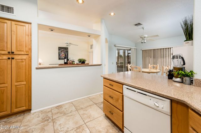 15621 W SKY HAWK Drive, Sun City West, AZ 85375