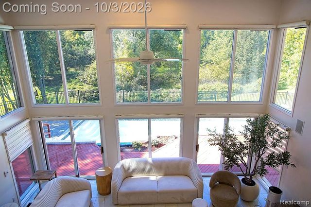 4833 Panorama Circle, West Bloomfield, MI 48323