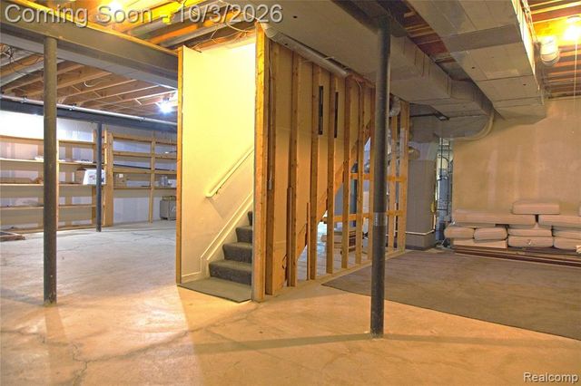 4833 Panorama Circle, West Bloomfield, MI 48323