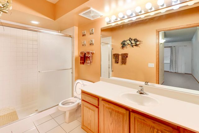 750 Pearson Street 407, Des Plaines, IL 60016