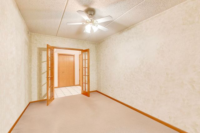 750 Pearson Street 407, Des Plaines, IL 60016