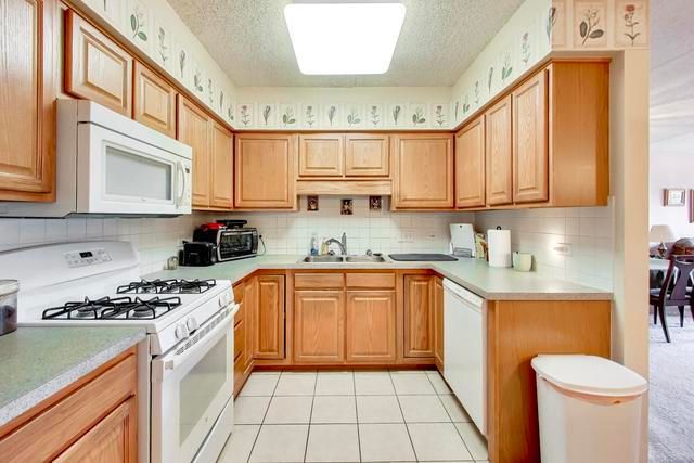 750 Pearson Street 407, Des Plaines, IL 60016