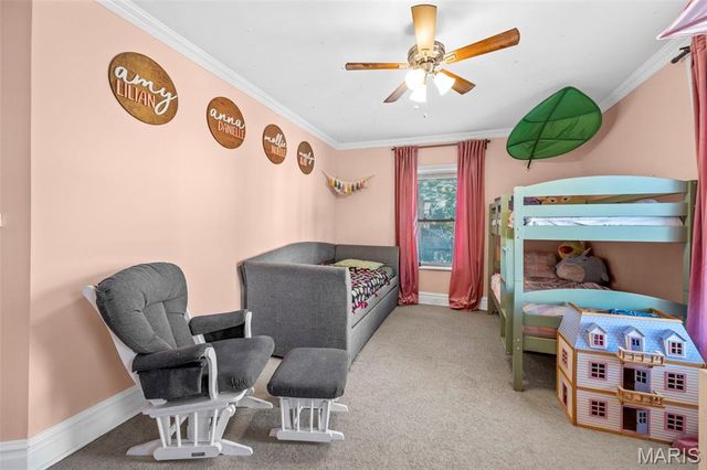 3226 Geyer Avenue, St Louis, MO 63104