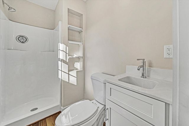 4883 Edwardsville RD, Hardy, VA 24101