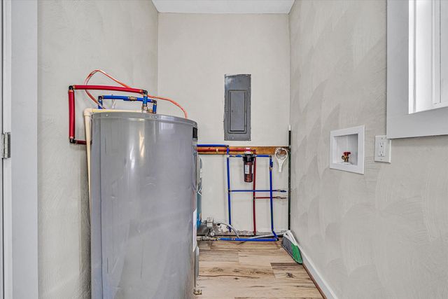 4883 Edwardsville RD, Hardy, VA 24101