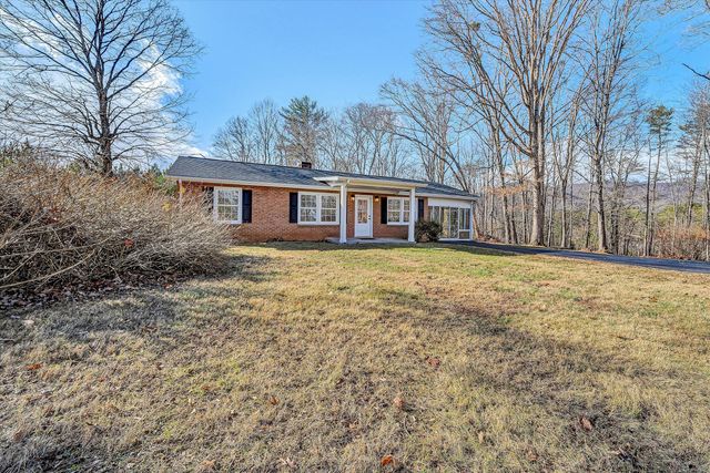 4883 Edwardsville RD, Hardy, VA 24101
