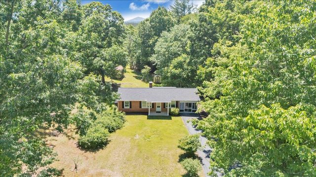 4883 Edwardsville RD, Hardy, VA 24101