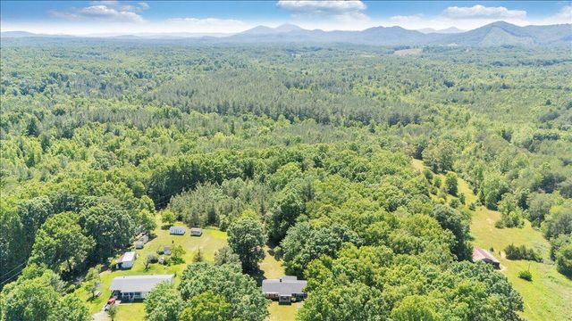 4883 Edwardsville RD, Hardy, VA 24101