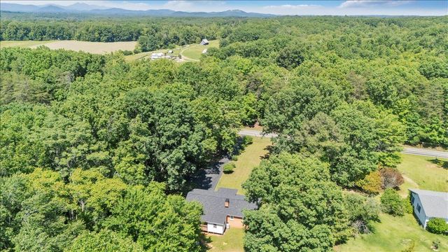4883 Edwardsville RD, Hardy, VA 24101