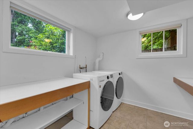 1955 21st Avenue E, Seattle, WA 98112