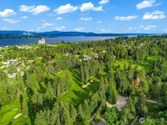 1955 21st Avenue E, Seattle, WA 98112