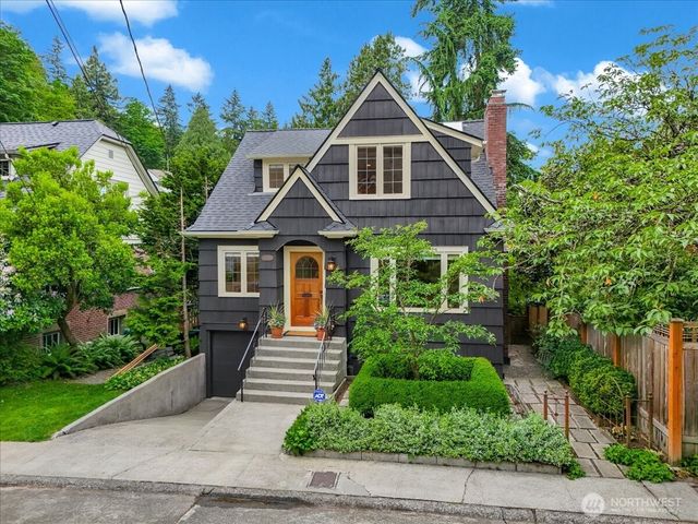 1955 21st Avenue E, Seattle, WA 98112