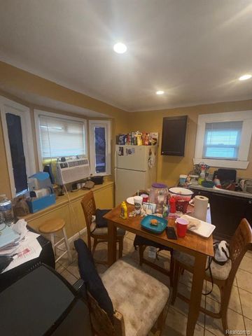 14621 Roselawn Street, Detroit, MI 48238