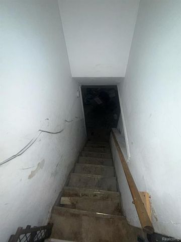 14621 Roselawn Street, Detroit, MI 48238