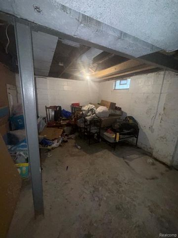 14621 Roselawn Street, Detroit, MI 48238