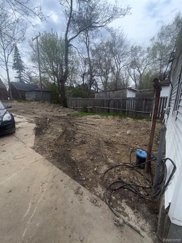 14621 Roselawn Street, Detroit, MI 48238