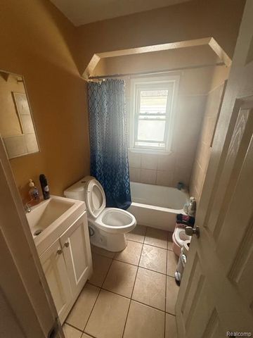 14621 Roselawn Street, Detroit, MI 48238