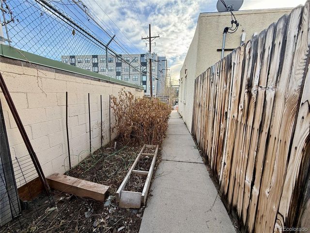 3049 W 18th Ave, Denver, CO 80204