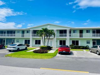 2100 NE 38th Street 142, Lighthouse Point, FL 33064