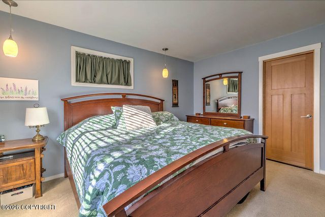 1852 E 26th Avenue, Anchorage, AK 99508