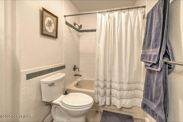 1852 E 26th Avenue, Anchorage, AK 99508