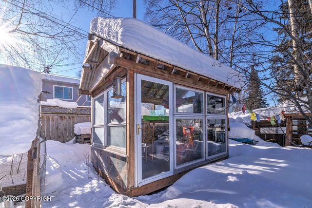 1852 E 26th Avenue, Anchorage, AK 99508