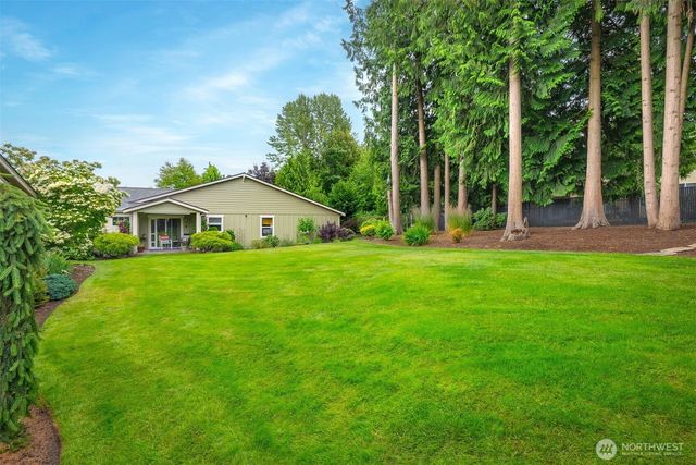 500 N Laventure Road, Mount Vernon, WA 98273