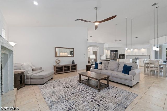 27330 Ridge Lake CT, Bonita Springs, FL 34134