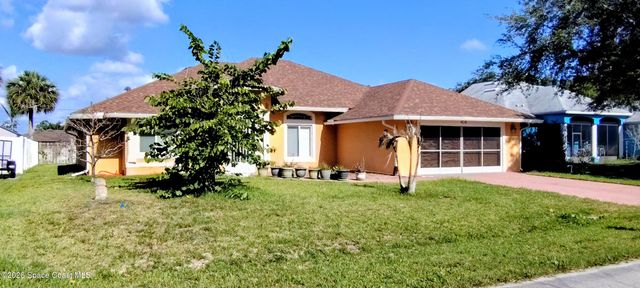 454 Fillmore Avenue NE, Palm Bay, FL 32907