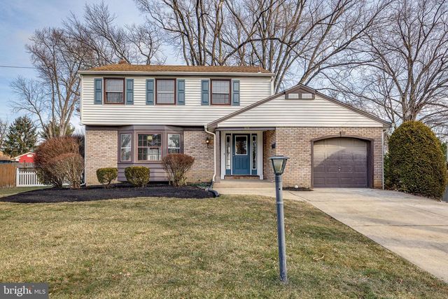 359 WINDSOR DR, Cherry Hill, NJ 08002