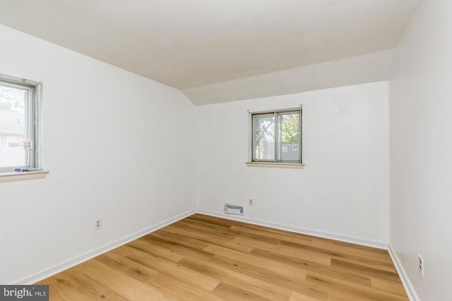 359 WINDSOR DR, Cherry Hill, NJ 08002