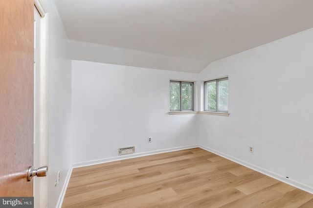 359 WINDSOR DR, Cherry Hill, NJ 08002