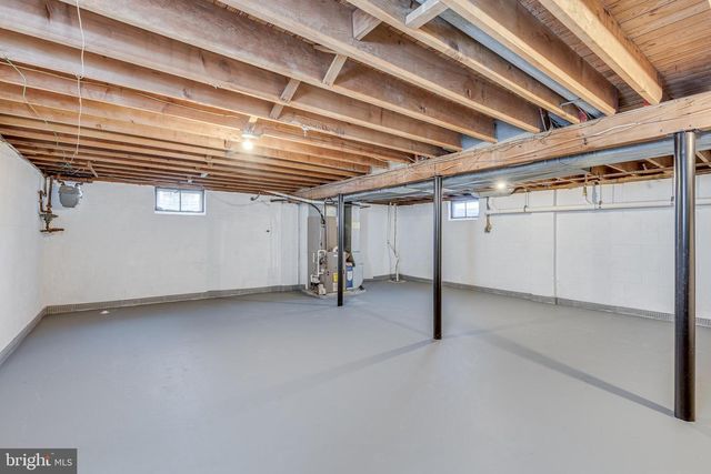 359 WINDSOR DR, Cherry Hill, NJ 08002