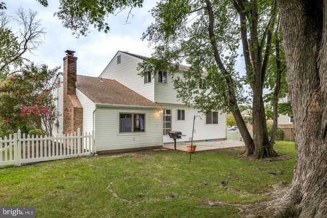 359 WINDSOR DR, Cherry Hill, NJ 08002