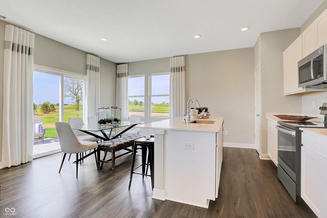 2766 Salem Place, Greenwood, IN 46143