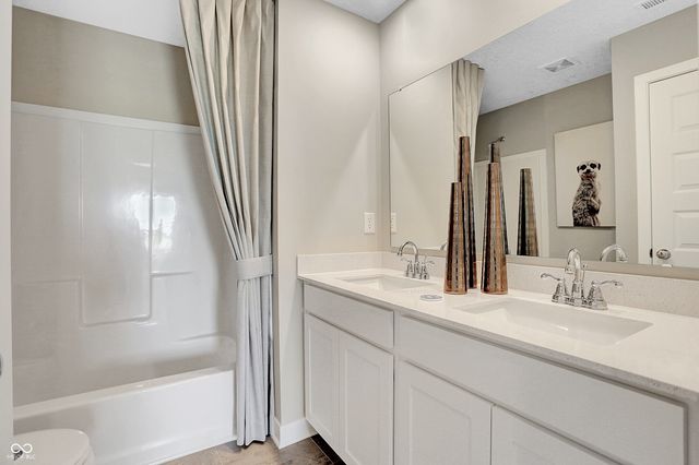 2766 Salem Place, Greenwood, IN 46143