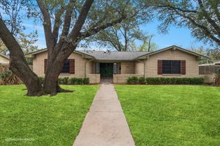1610 Alexander Drive, Waxahachie, TX 75165