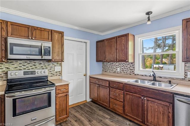 5217 Overlea Drive, Greensboro, NC 27407