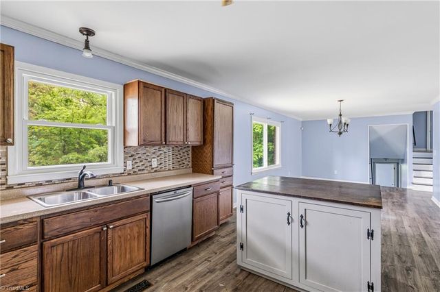 5217 Overlea Drive, Greensboro, NC 27407