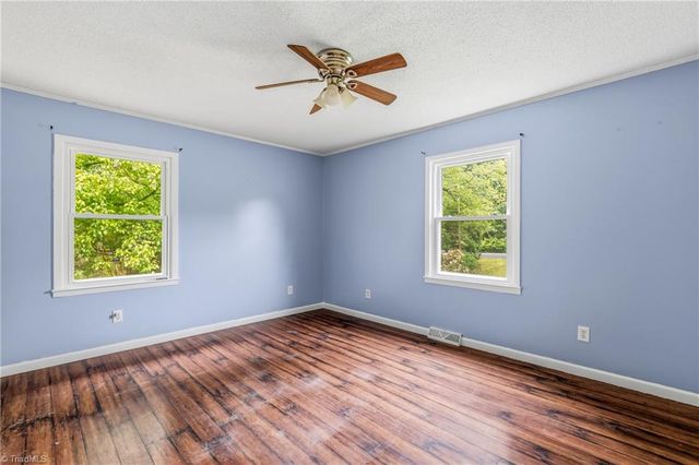 5217 Overlea Drive, Greensboro, NC 27407