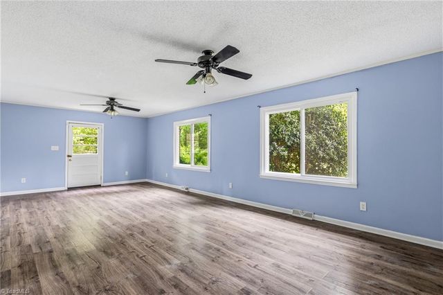 5217 Overlea Drive, Greensboro, NC 27407