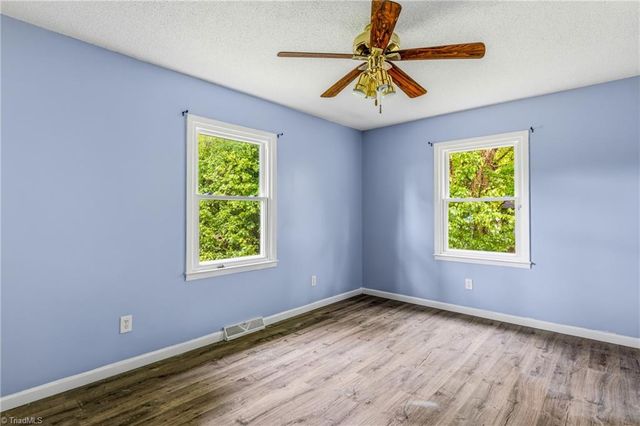 5217 Overlea Drive, Greensboro, NC 27407