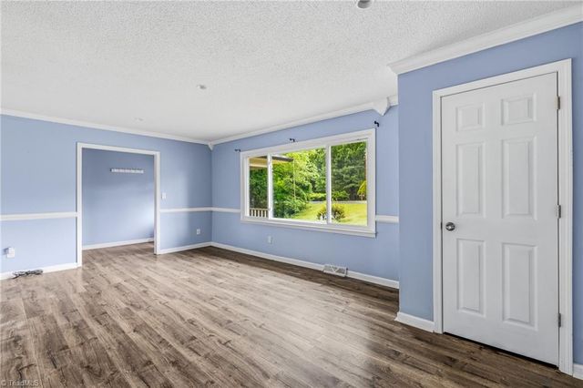 5217 Overlea Drive, Greensboro, NC 27407