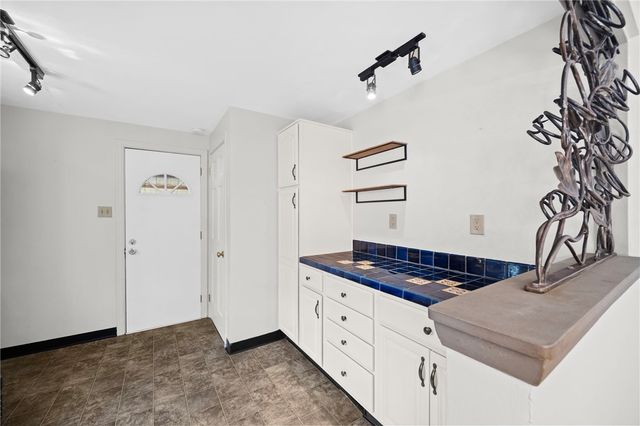 4360 Stanton Ave, Stanton Heights, PA 15201