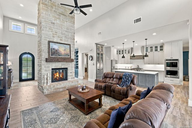 772 ANSLEY FOREST RD, Bulverde, TX 78163
