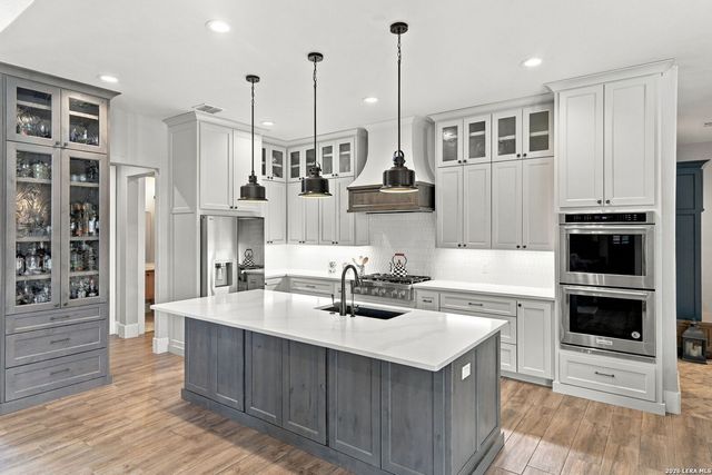 772 ANSLEY FOREST RD, Bulverde, TX 78163