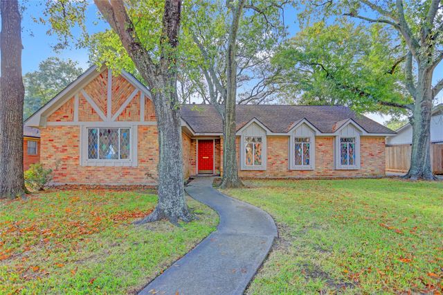 5735 Wigton Drive, Houston, TX 77096